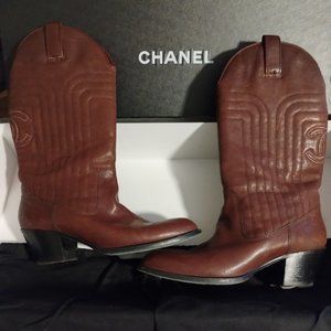 Pristine Authentic Brown Chanel Boots EU40